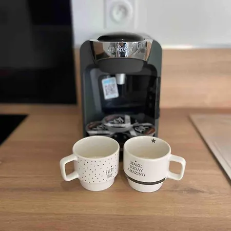 Le Petit Rochelais Proche Marche Et Gare Sncf La Rochelle (Charente-Maritime)