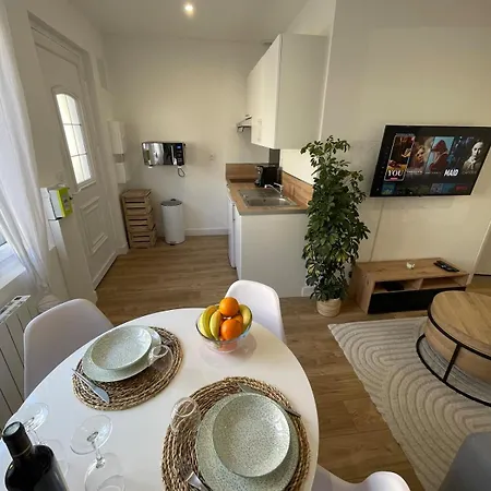 Apartment Le Petit Rochelais Proche Marche Et Gare Sncf La Rochelle (Charente-Maritime)