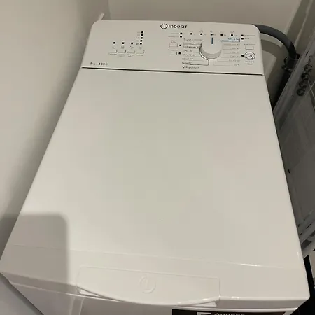 Le Petit Rochelais Proche Marche Et Gare Sncf *