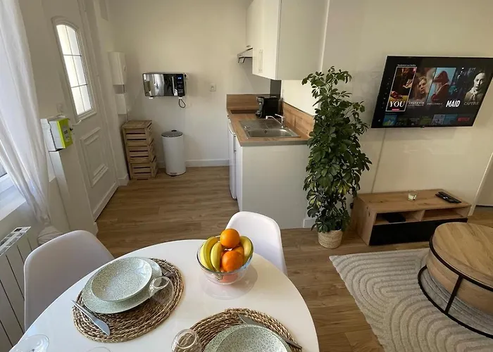 Appartement Le Petit Rochelais Proche Marché Et Gare Sncf La Rochelle (Charente-Maritime)