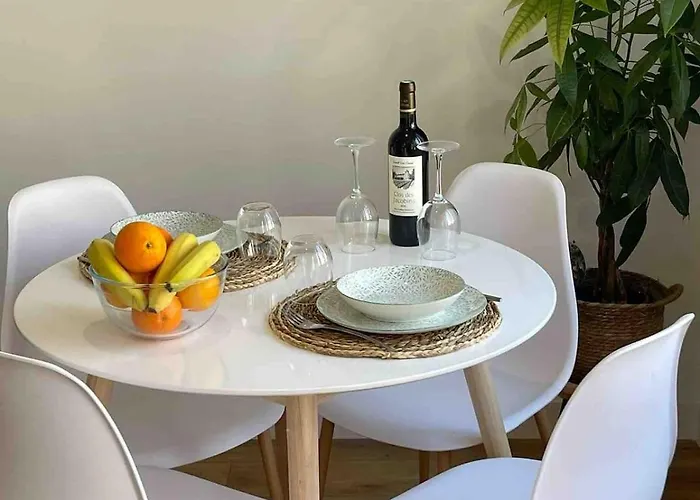 Appartement Le Petit Rochelais Proche Marché Et Gare Sncf La Rochelle (Charente-Maritime)
