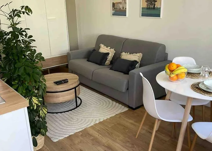 Le Petit Rochelais Proche Marché Et Gare Sncf Appartement *